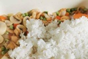 口蘑可生食吗？探究口蘑的营养价值与食用方法（探索口蘑的健康益处，教你如何在生食口蘑中保持营养均衡）