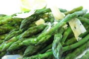 芦笋美味应季，什么季节吃最好？（春季是芦笋的最佳食用季节）